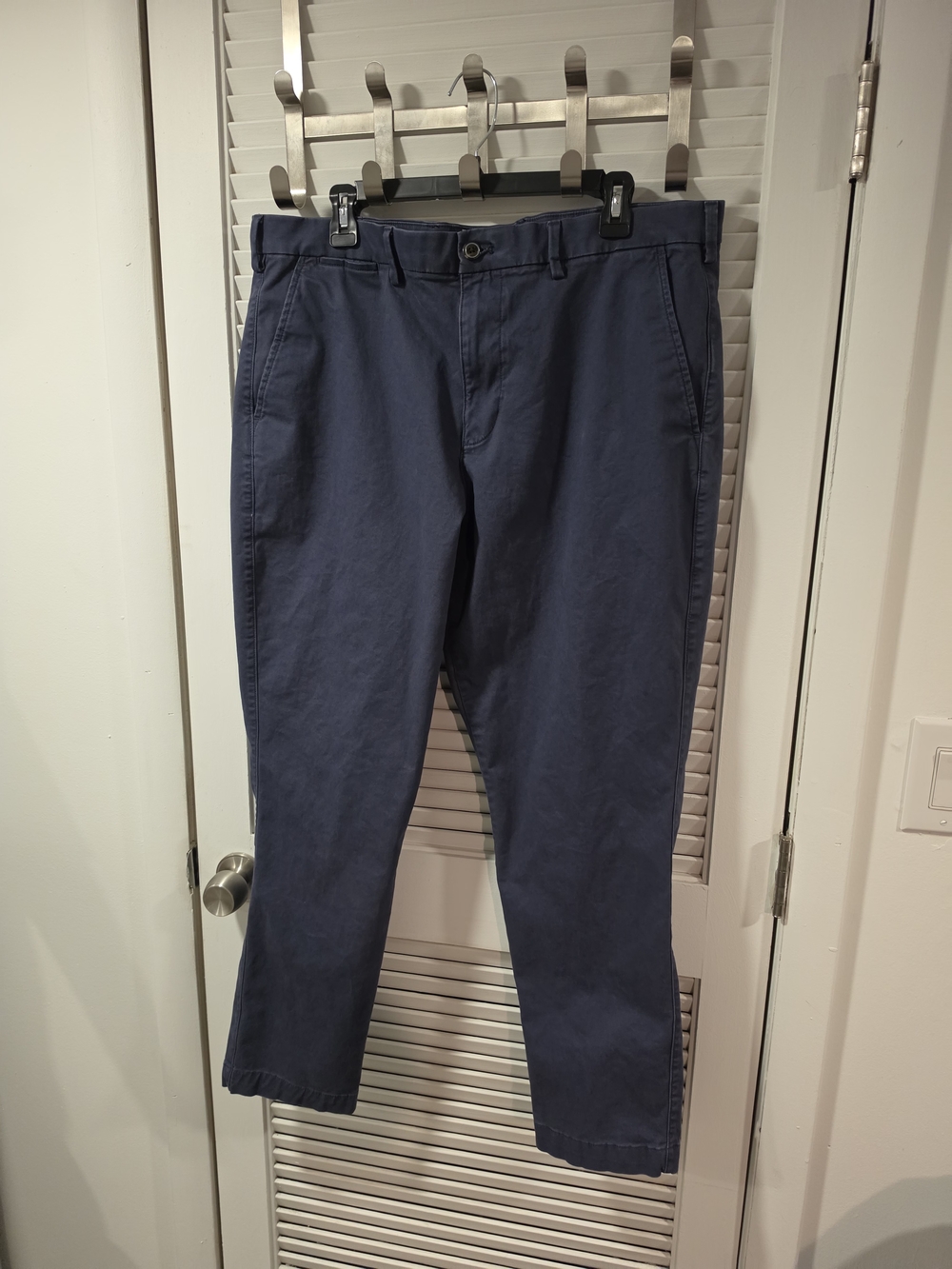 GAP Men's Navy Blue Chinos